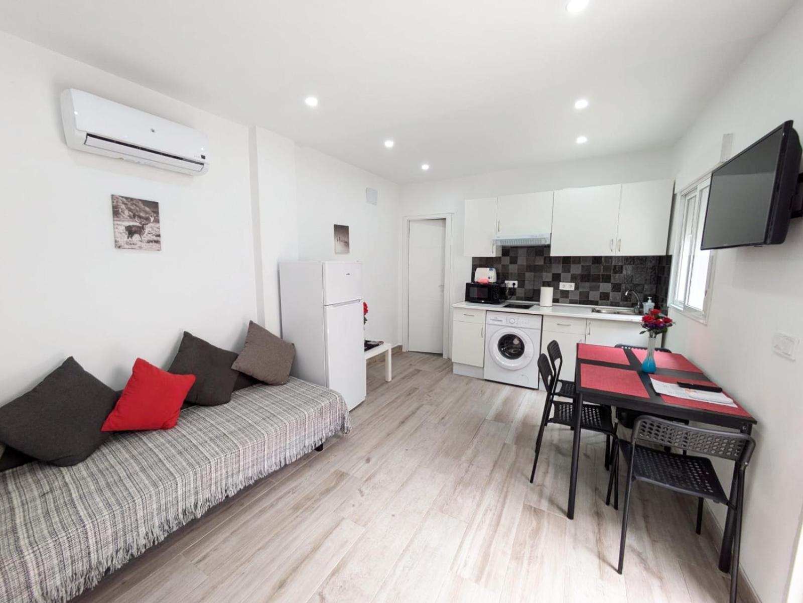 Madrid Apartaments Extérieur photo